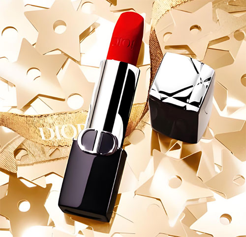 唇釉與口紅有什么區(qū)別？唇釉和口紅的區(qū)別有哪些？
