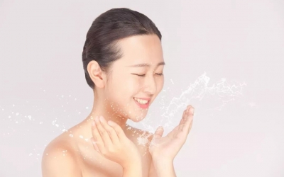 引起皮膚干燥的原因有哪些及解決方法！